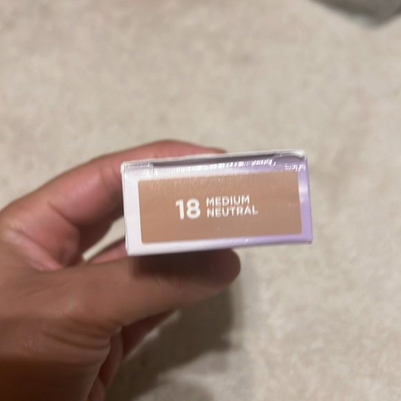 Urban decay face bond - Picture 2 of 2